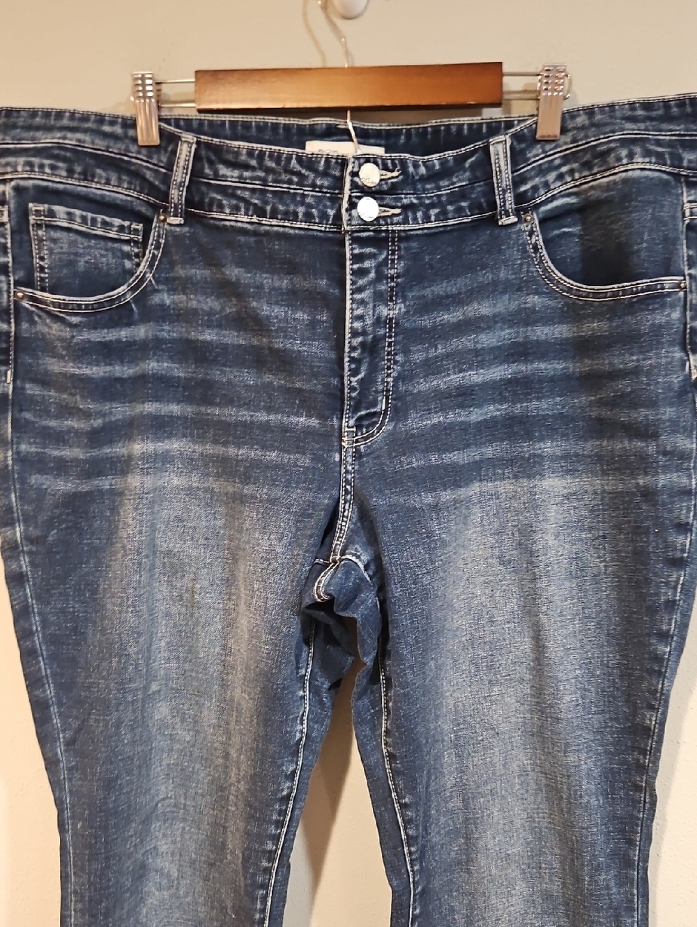 BKE Payton Mid Rise Bootcut - Picture 3 of 8